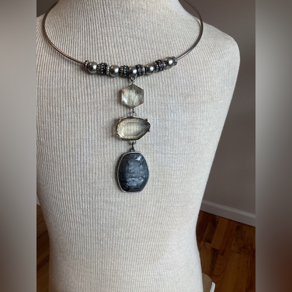 Chic Silver and Gray Gemstone Necklace - Picture 1 of 16